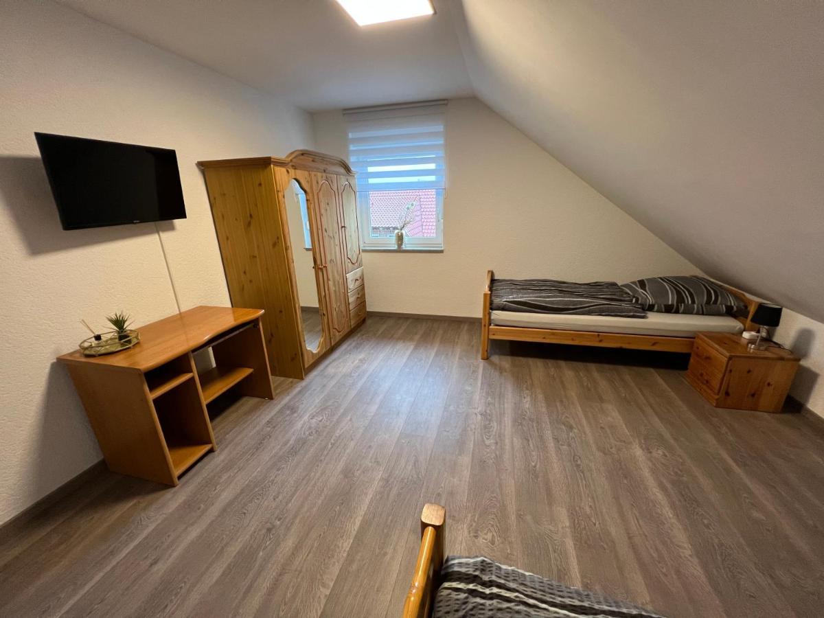 Ferienwohnung Loewen Wabern Экстерьер фото